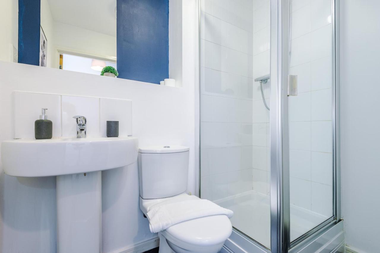2 Bed Apartment With Balcony Private Parking Near Etihad Stadium, Coop Live Манчестер Экстерьер фото