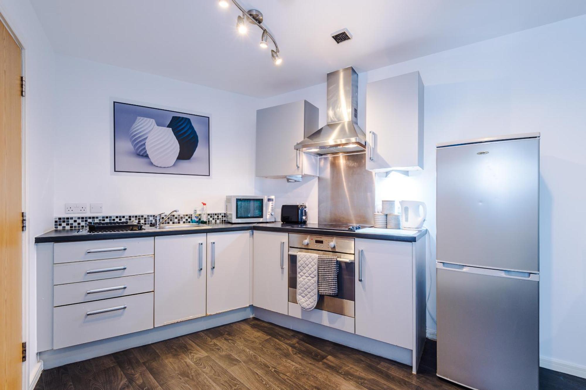 2 Bed Apartment With Balcony Private Parking Near Etihad Stadium, Coop Live Манчестер Экстерьер фото